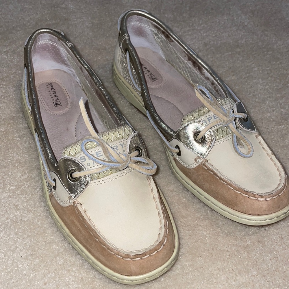 Sperry top-sider boat shoes in gold, worn once